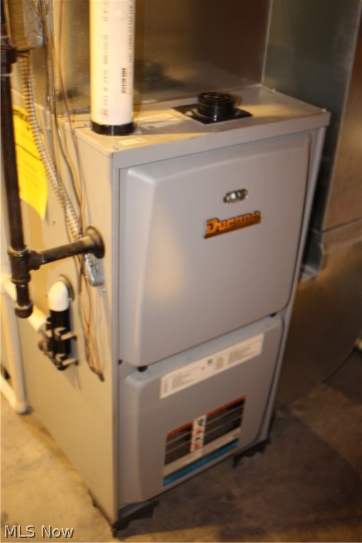 Connecticut Western Reserve - Residential