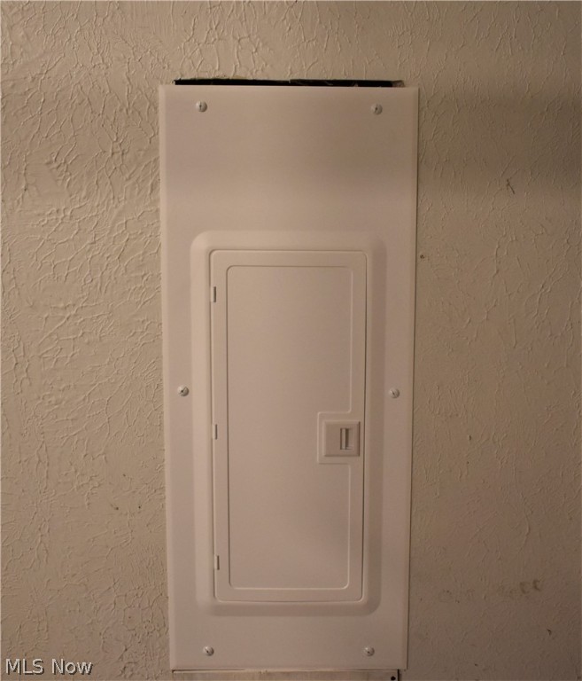 Connecticut Western Reserve - Residential