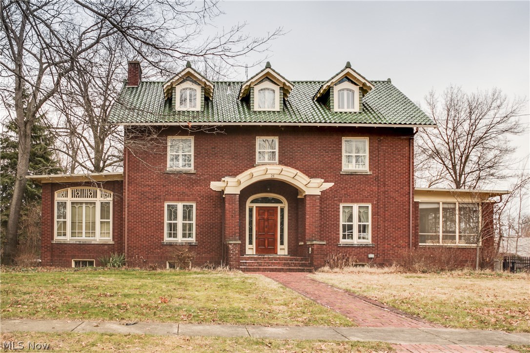 This Stunning all brick Progressive Mode style Home was designed by Harpster & Bliss. It was pictured in the book, "Art Houses of Akron". The home boasts 6 bedrooms, a Family Room, Solarium, Dining Room, Kitchen and Living Room. The basement is a full foundation, even under the Solarium. Located in a Historic area of Akron, it is close to Our Lady of the Elms, shopping, and other amenities. This one of a kind home is a historic, architectural, piece of art.