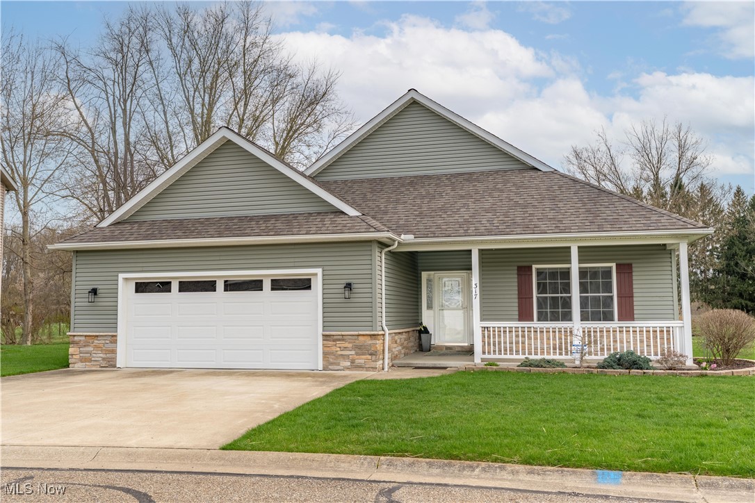 317 Alissa Lane, Canal Fulton, Ohio image 2