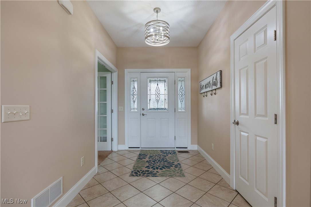 317 Alissa Lane, Canal Fulton, Ohio image 3