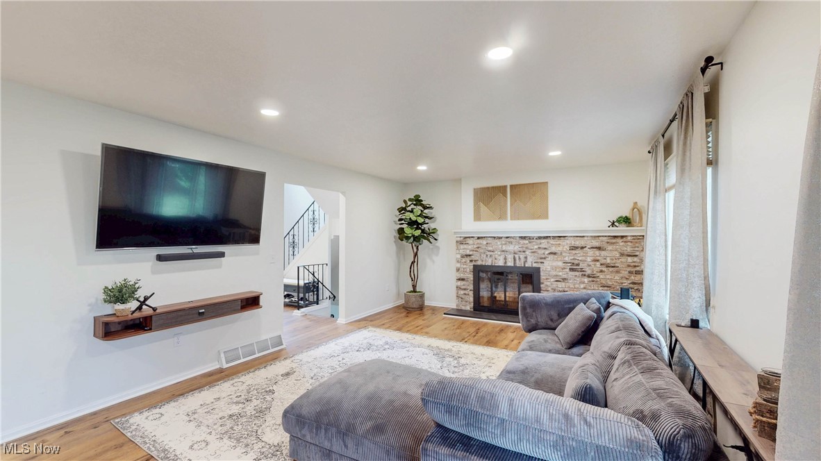 Cedar Pines Condo Bldg #4 Un 1 - Residential