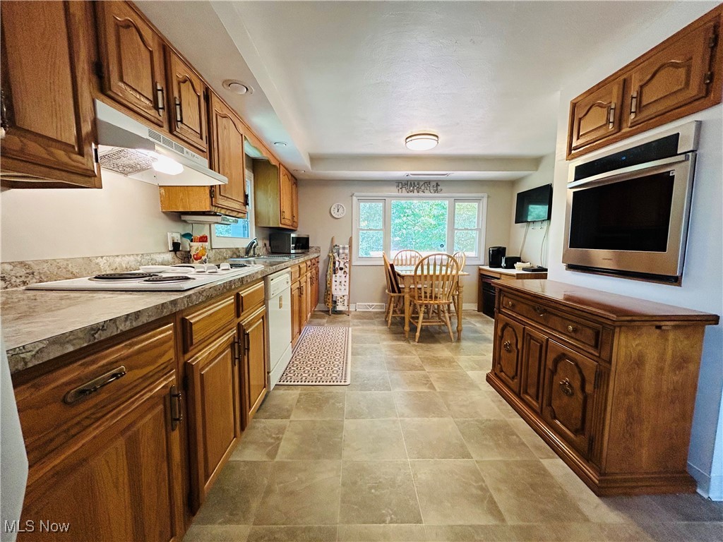 Fairlawn, Ohio 44333, United States, 3 Bedrooms Bedrooms, ,2 BathroomsBathrooms,Residential,Active,174784