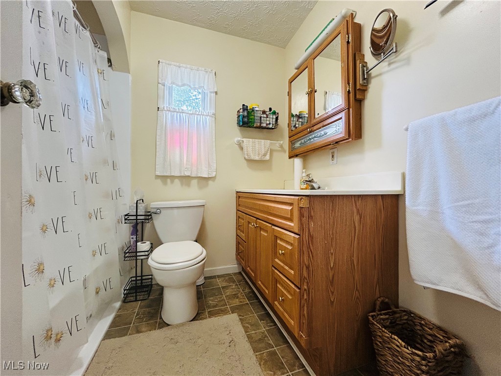 Fairlawn, Ohio 44333, United States, 3 Bedrooms Bedrooms, ,2 BathroomsBathrooms,Residential,Active,174784