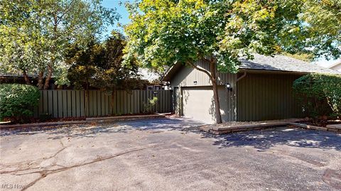 504-9 Concord Downs Circle 9 Aurora OH 44202