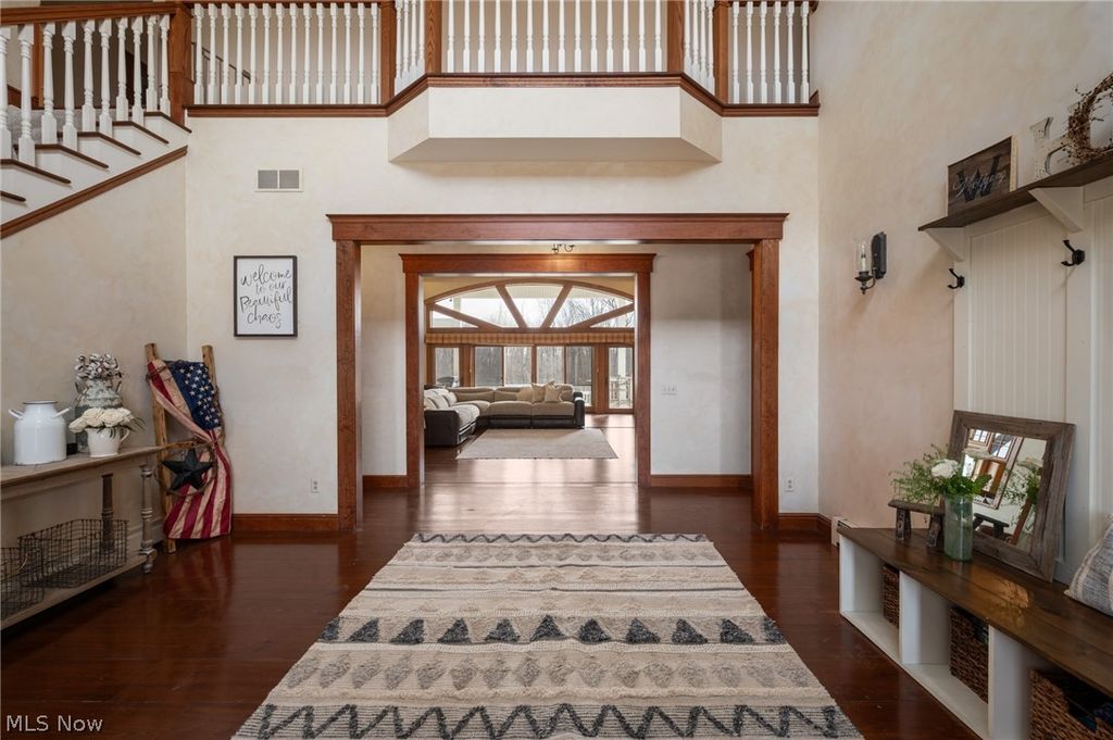 Photo of 9419 Robinson Road, Chardon, OH 44024 (MLS # 5188786)