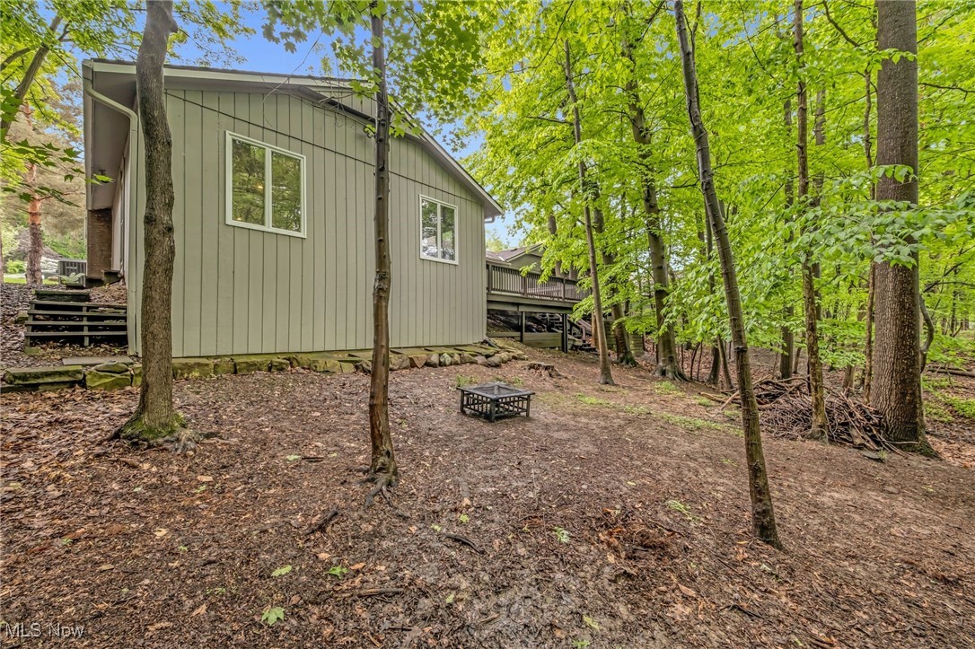 17404 Falling Water Road, Strongsville, Ohio image 40