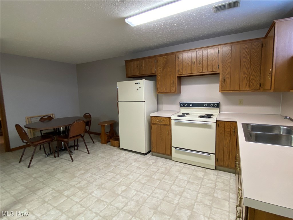 14035 Dover Road, Apple Creek, Ohio image 25