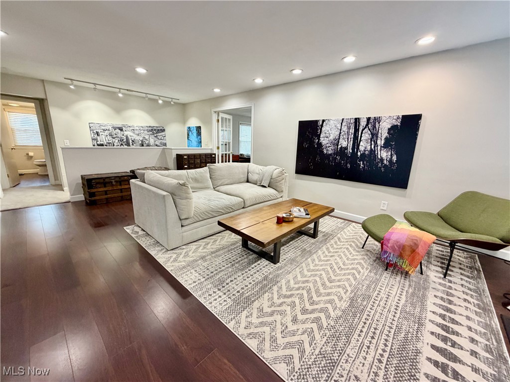 Silver Lake Highlands - Residential