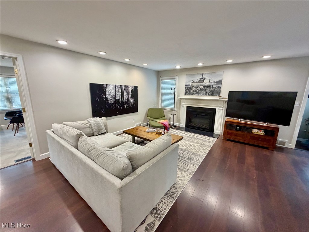 Silver Lake Highlands - Residential