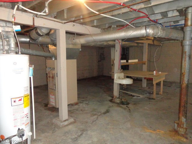 City/Youngstown - Residential Lease