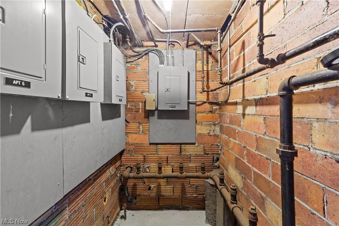 Cole & Co Surv - Commercial Sale