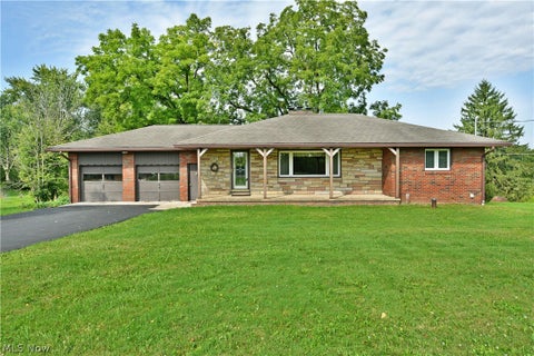 Homes For Sale - 10244 Washingtonville Road<br/> Canfield, OH 44406