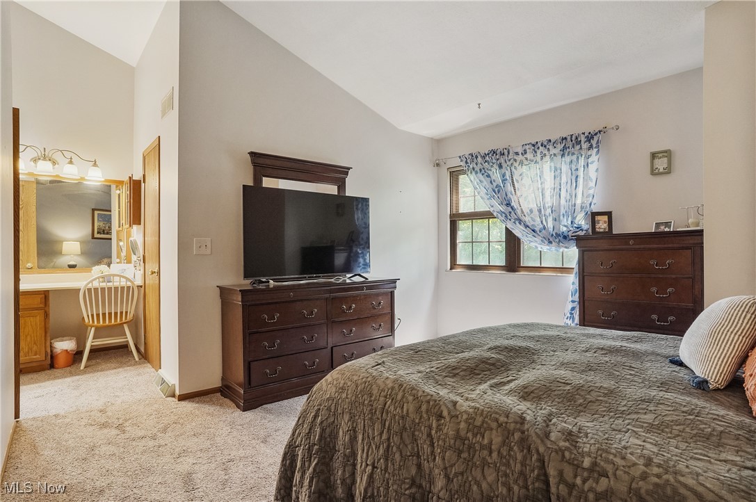 Ledgewater Falls Condo - Residential