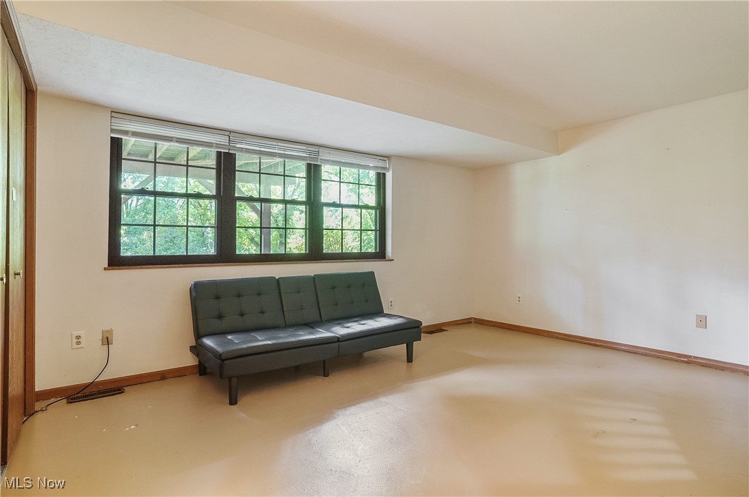 Ledgewater Falls Condo - Residential