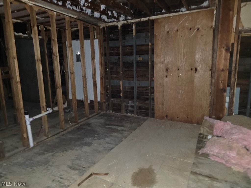 Janette Tav Adn - Residential