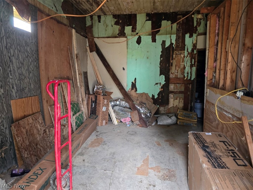 Janette Tav Adn - Residential