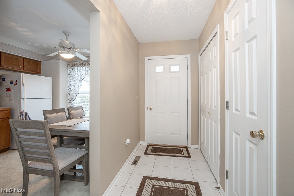 4271 Settlers Way, Brunswick, Ohio image 2
