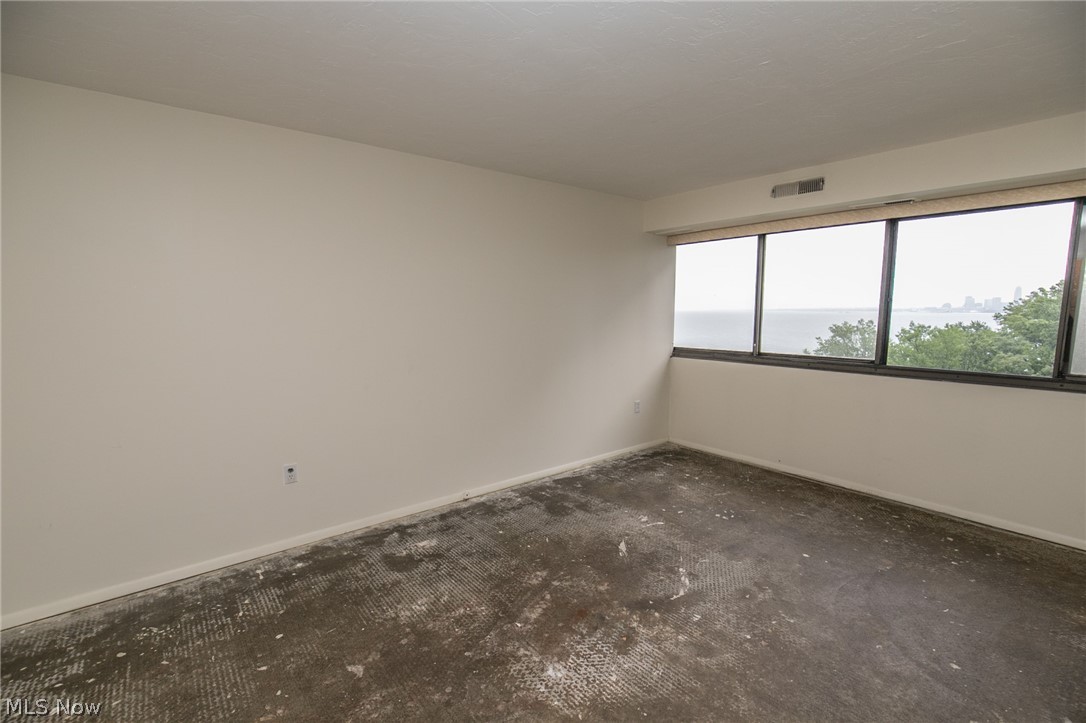 Meridian Condo - Residential