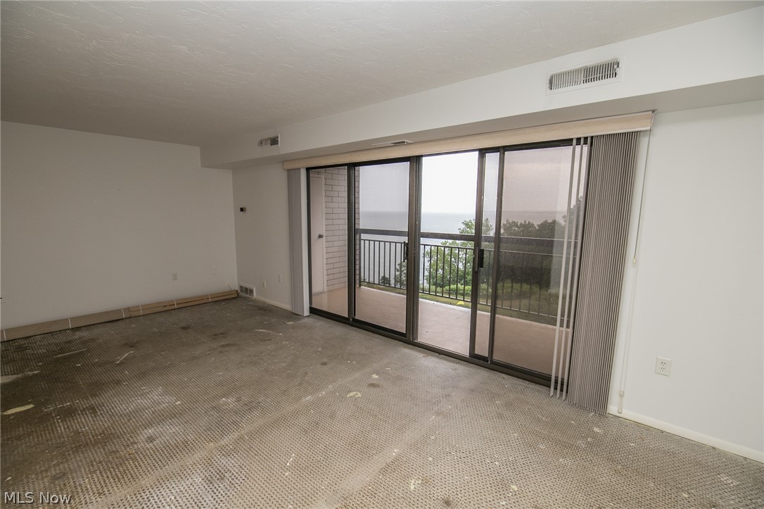 Meridian Condo - Residential