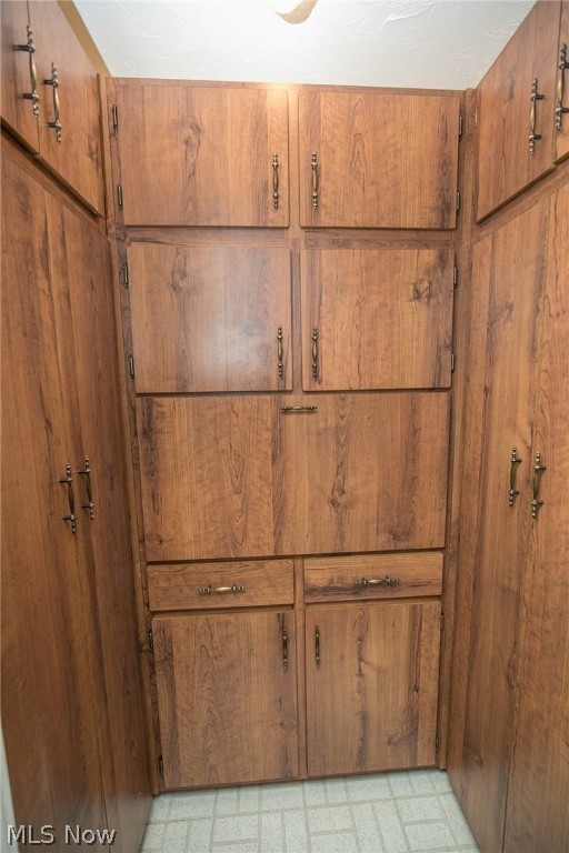 Meridian Condo - Residential