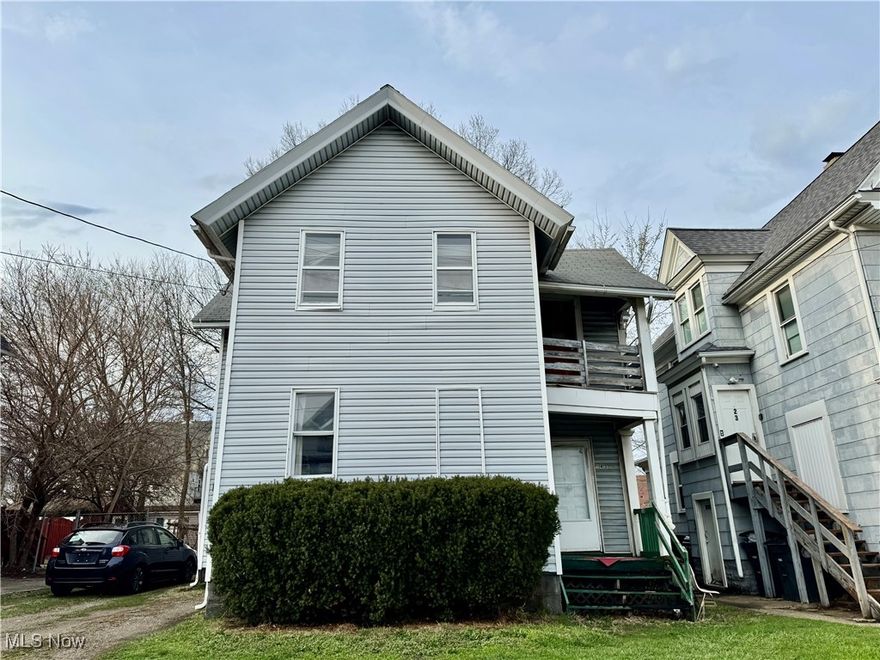 Welcome to 543 E Buchtel Avenue, a fantastic investment opportunity ideally located just minutes from the University of Akron, Summa Hospital, and with easy access to Route 8. This well-maintained duplex offers two separate units with excellent flexibility and income potential. The main level features a spacious kitchen, two comfortable bedrooms, a full bathroom, and a front porch. It is rented for $750 a month. The upper unit, currently rented by the room at $970/month, includes three bedrooms, one bathroom, and a fully equipped kitchen. Conveniently located within walking distance to fast food restaurants, the YMCA, and other local amenities, this income-generating property offers both comfort and convenience. Don’t miss your chance—schedule your private showing today!