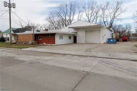 967 G Street Lorain OH 44052