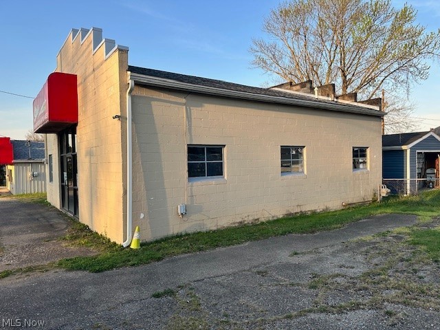 711 Pine Street