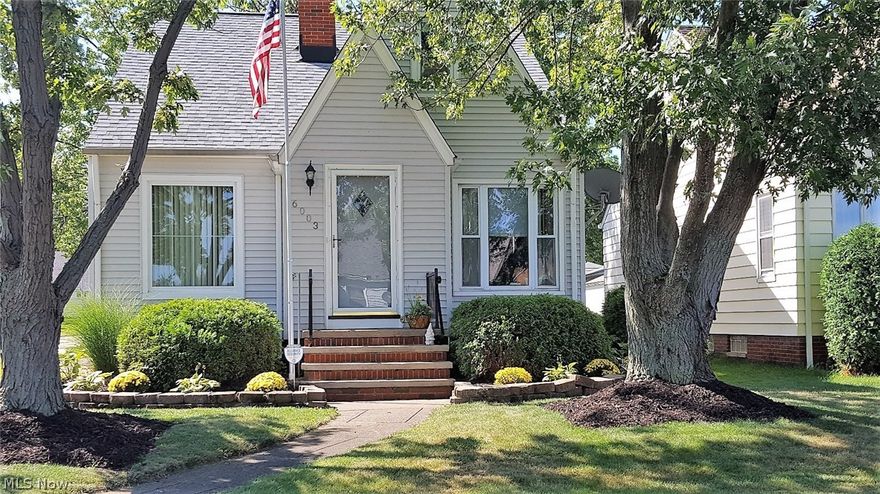 Cute & Immaculate 3 Bedroom bungalow! Lots of Fresh Paint throughout! Updated Oak Cabinets and Laminate Floor in Kitchen - Stove & Refrigerator to Stay! Nice Open Eat-In-Dinette Area off of the Kitchen too! Living Room boasts Hardwood Floors! Updated Bathroom! 2 Bedrooms on First Floor offer Ceiling Fans and Hard wood Floors! 3rd Bedroom Upstairs has a Ceiling Fan and another Additional Living Area! Basement offers a Big Shower Area! Washer & Dryer both stay! New H20 Tank - 2017! New roof on House - 2017! Vinyl sided and Vinyl Replacement Windows throughout! Cute Wood Deck in Backyard with partial Wood Fence plus a Nice Shed! Beautiful Landscaping compliment this Adorable Home! Don't Delay!