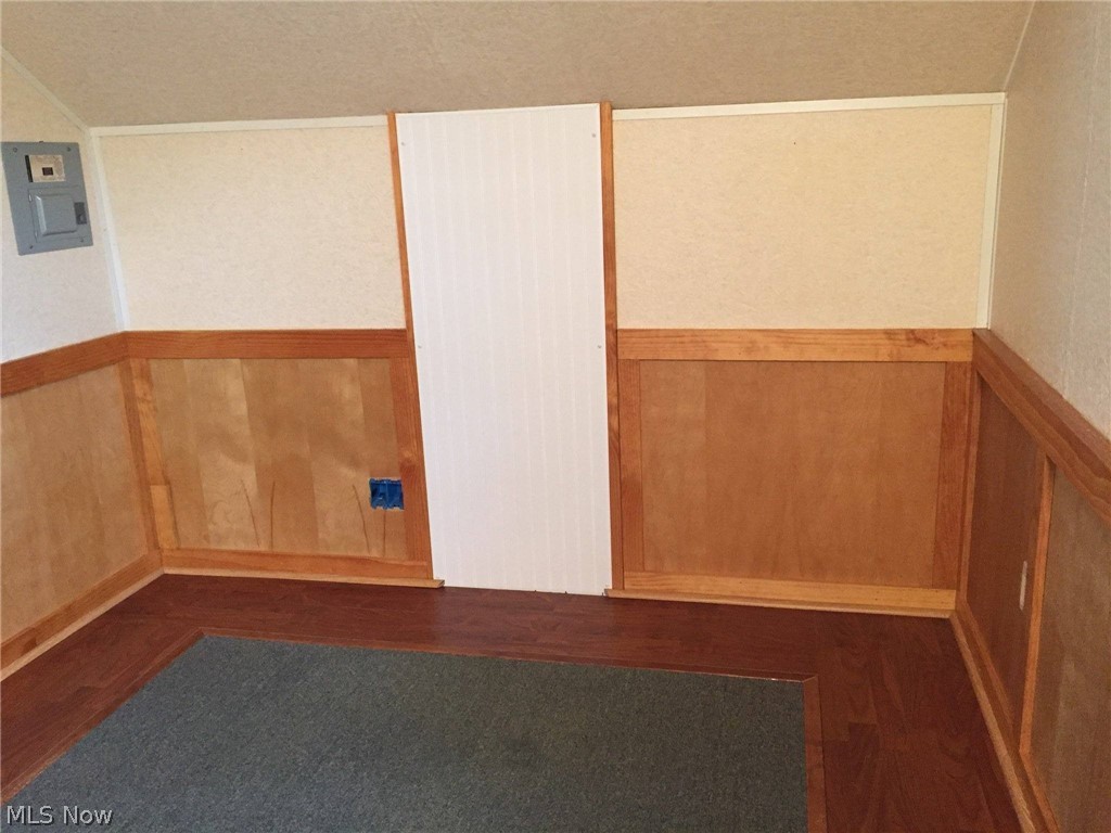 Ridgewood 01 - Residential