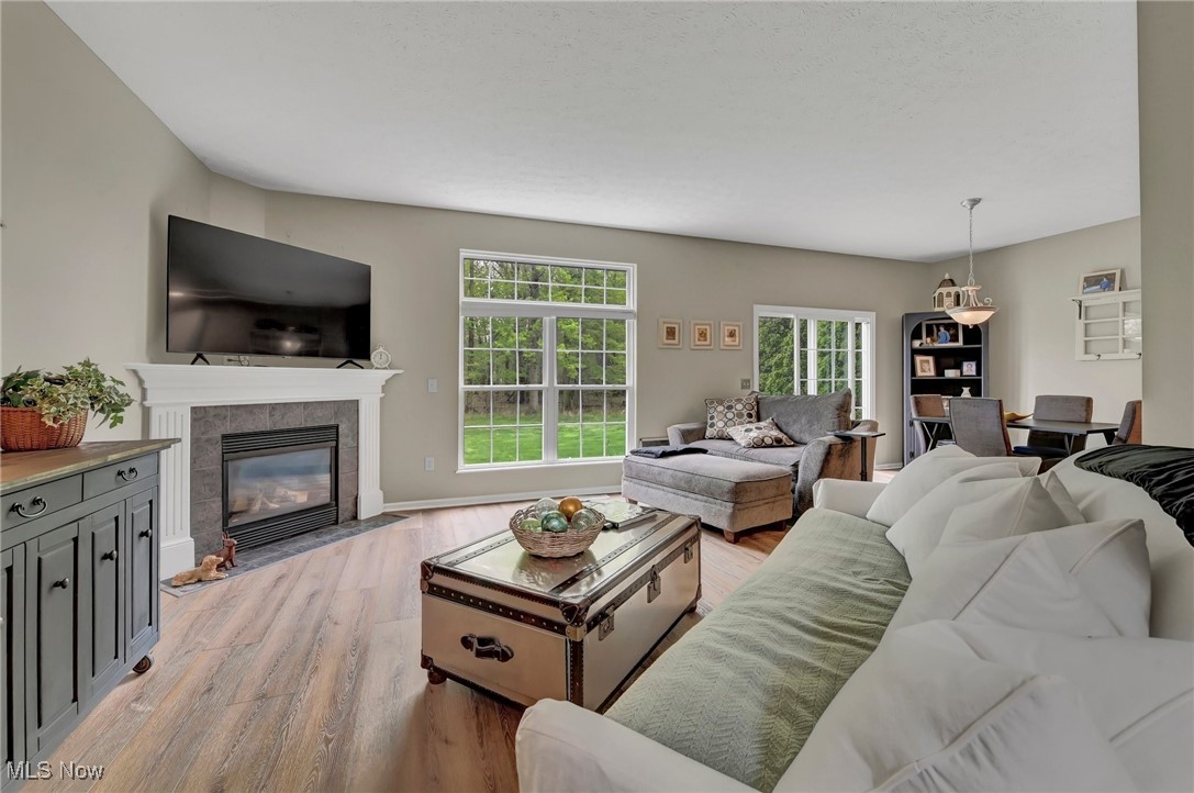 749 Lakeside Drive