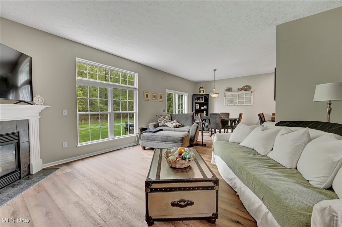 749 Lakeside Drive