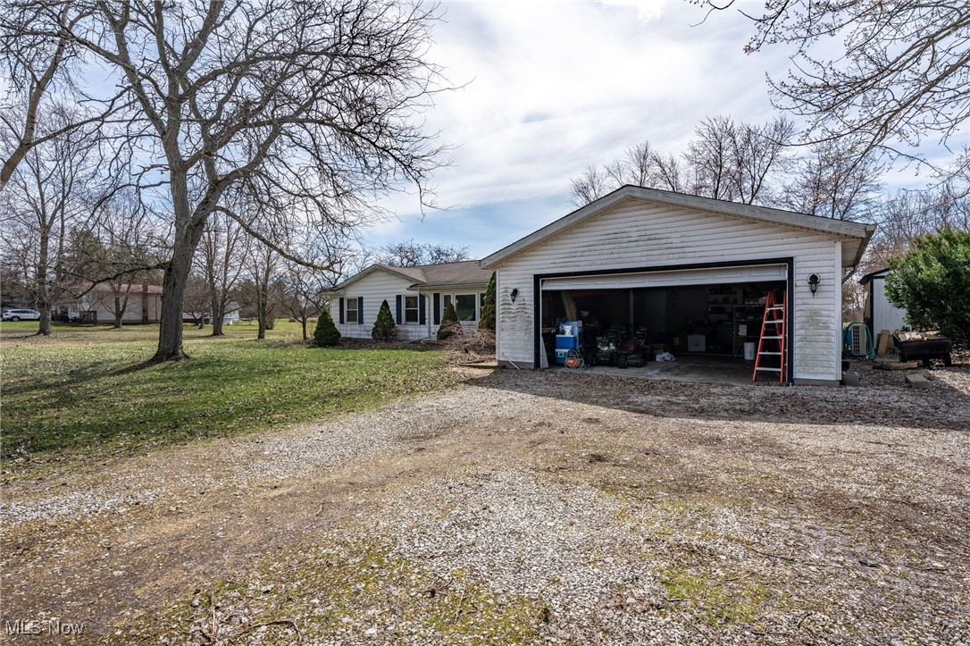 4790 Paradise Road, Seville, Ohio image 3