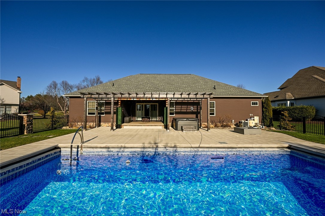 Saint James Place 10 - Residential