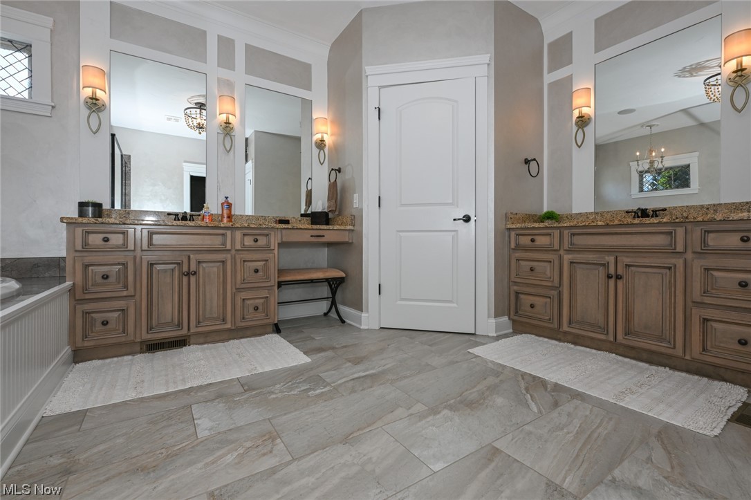 Saint James Place 10 - Residential