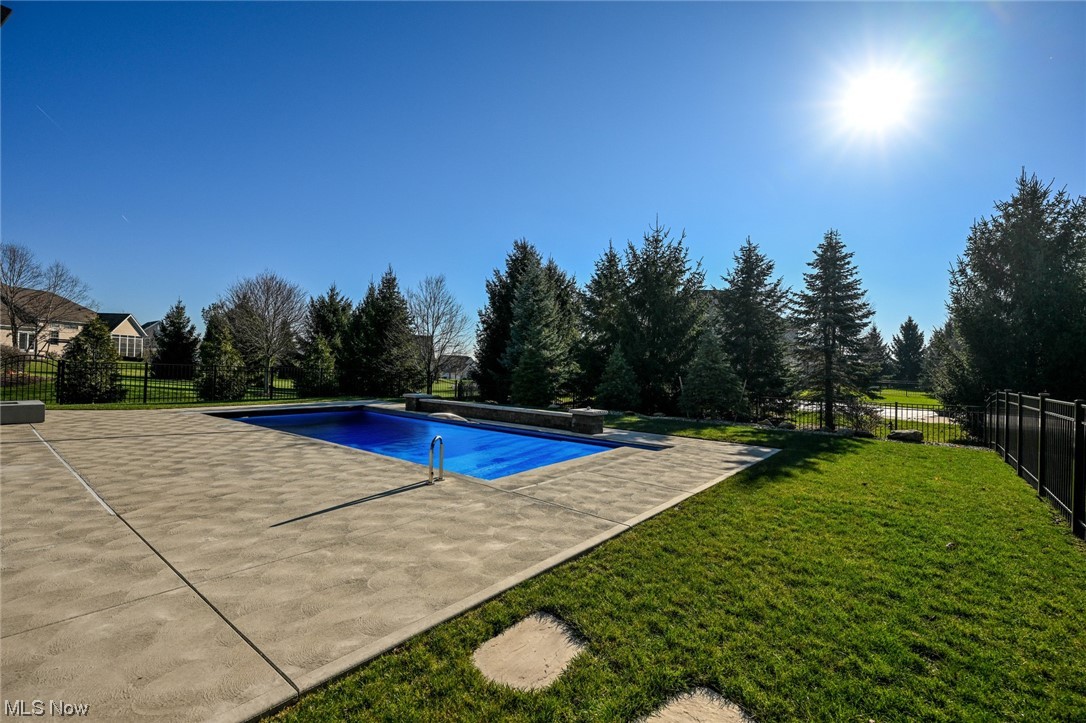 Saint James Place 10 - Residential