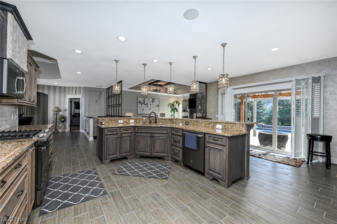 Saint James Place 10 - Residential