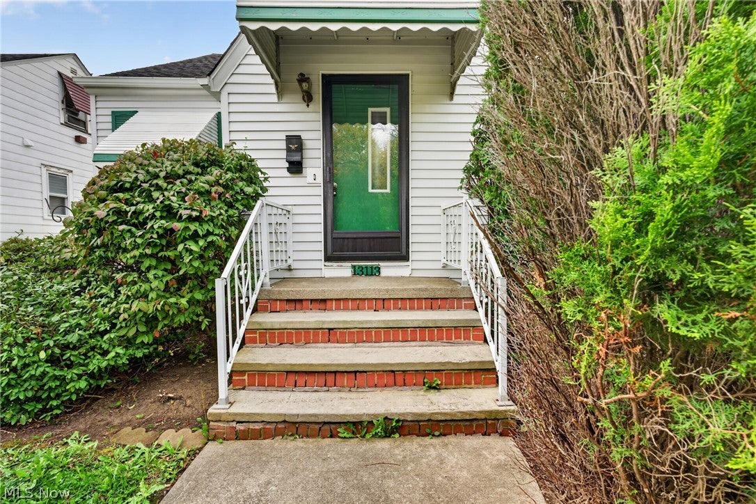 13113 Saint James Avenue