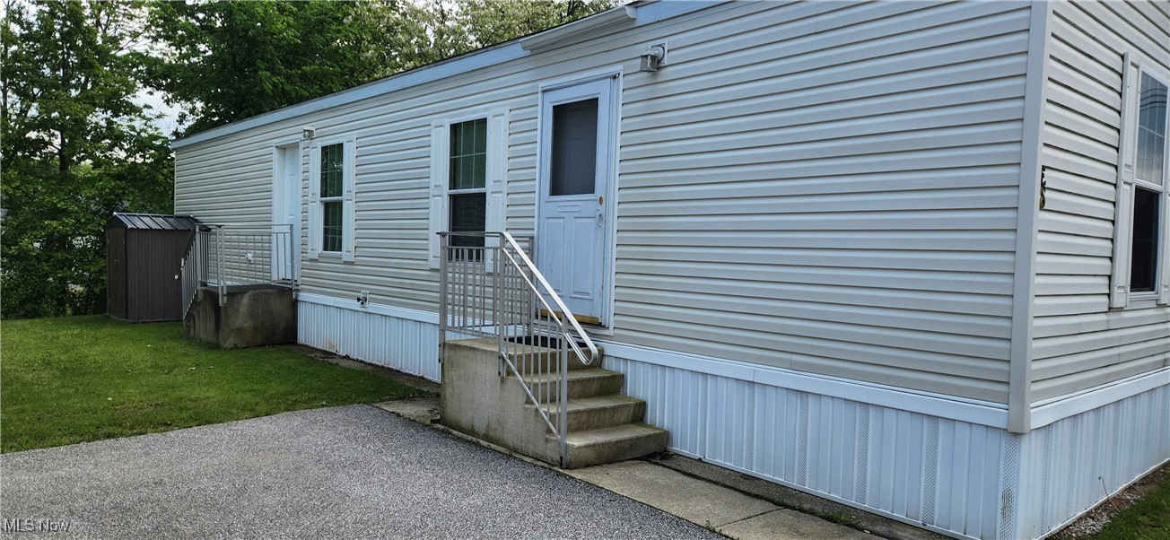 5411 N River Road #E8, Geneva, Ohio image 1