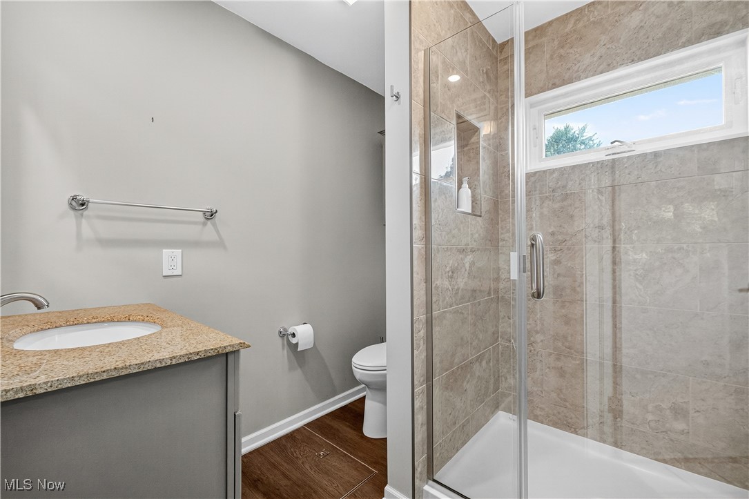 Mayfield Heights, Ohio 44124, United States, 3 Bedrooms Bedrooms, ,2 BathroomsBathrooms,Residential,Pending,181416