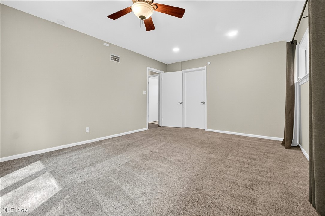 Mayfield Heights, Ohio 44124, United States, 3 Bedrooms Bedrooms, ,2 BathroomsBathrooms,Residential,Pending,181416