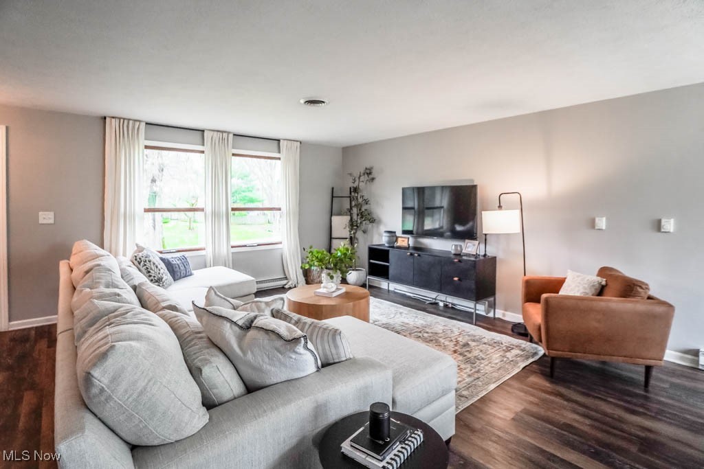 7606 Ravine Drive, North Canton, Ohio image 3