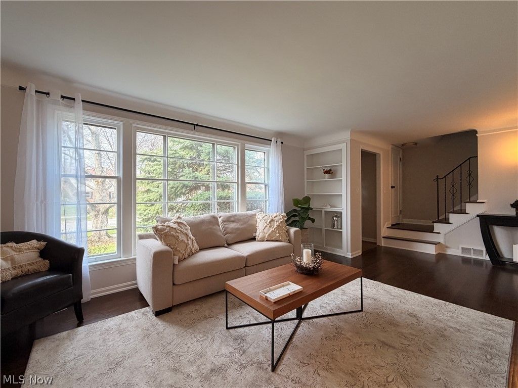 Photo of 3954 Meadowbrook Boulevard, University Heights, OH 44118 (MLS # 5198442)