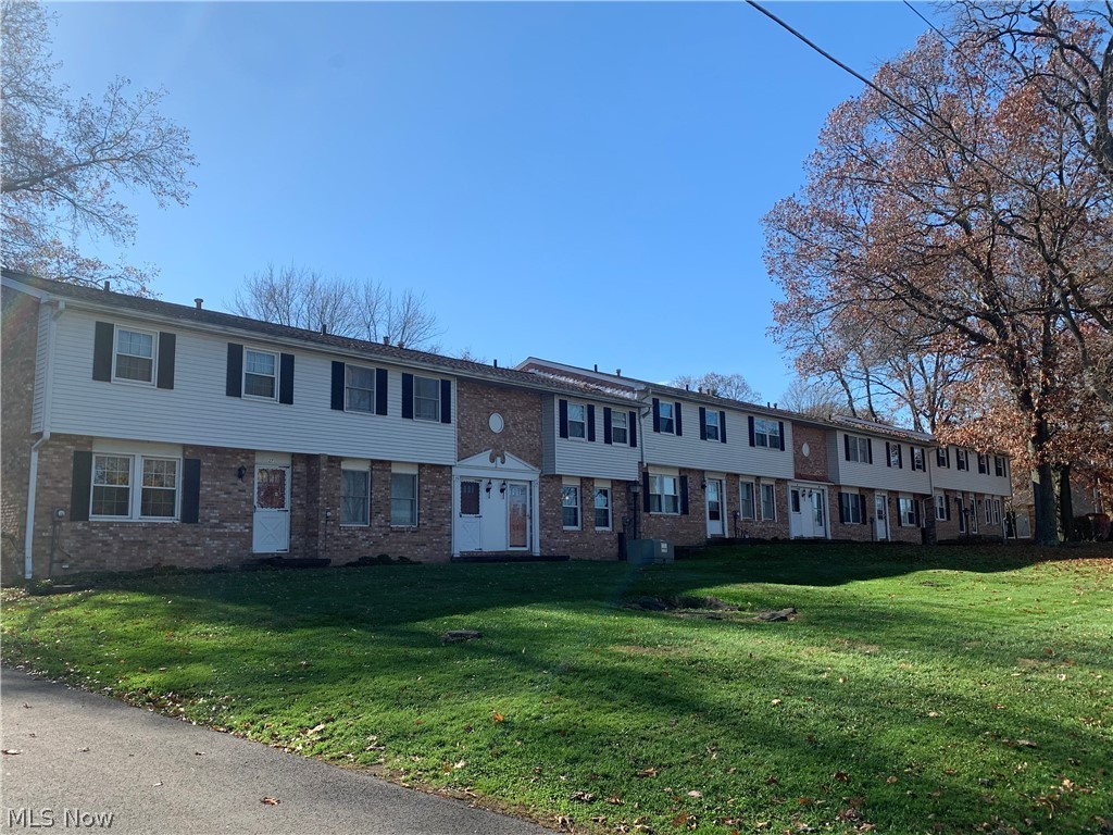 Monroe Manor Condo - Residential