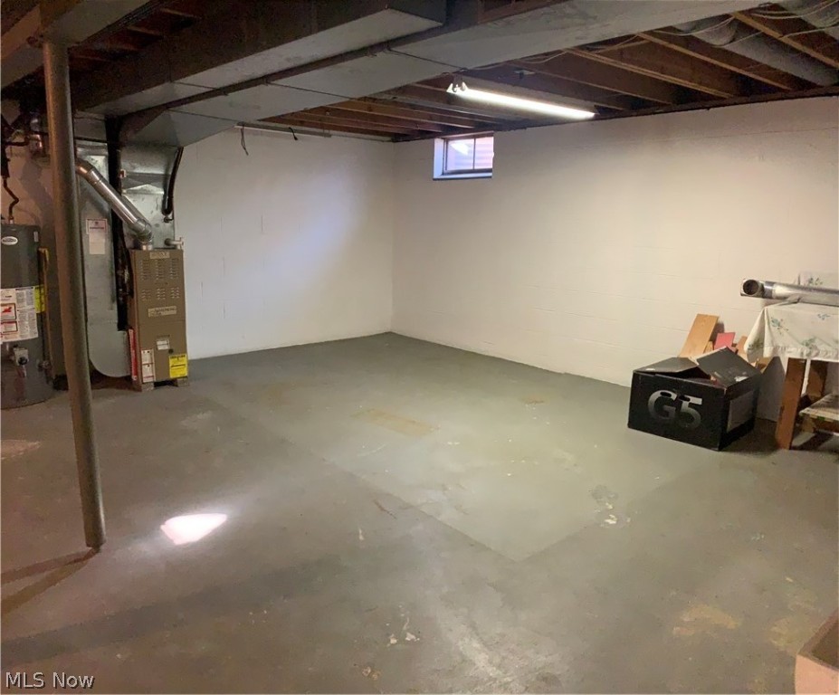 Monroe Manor Condo - Residential