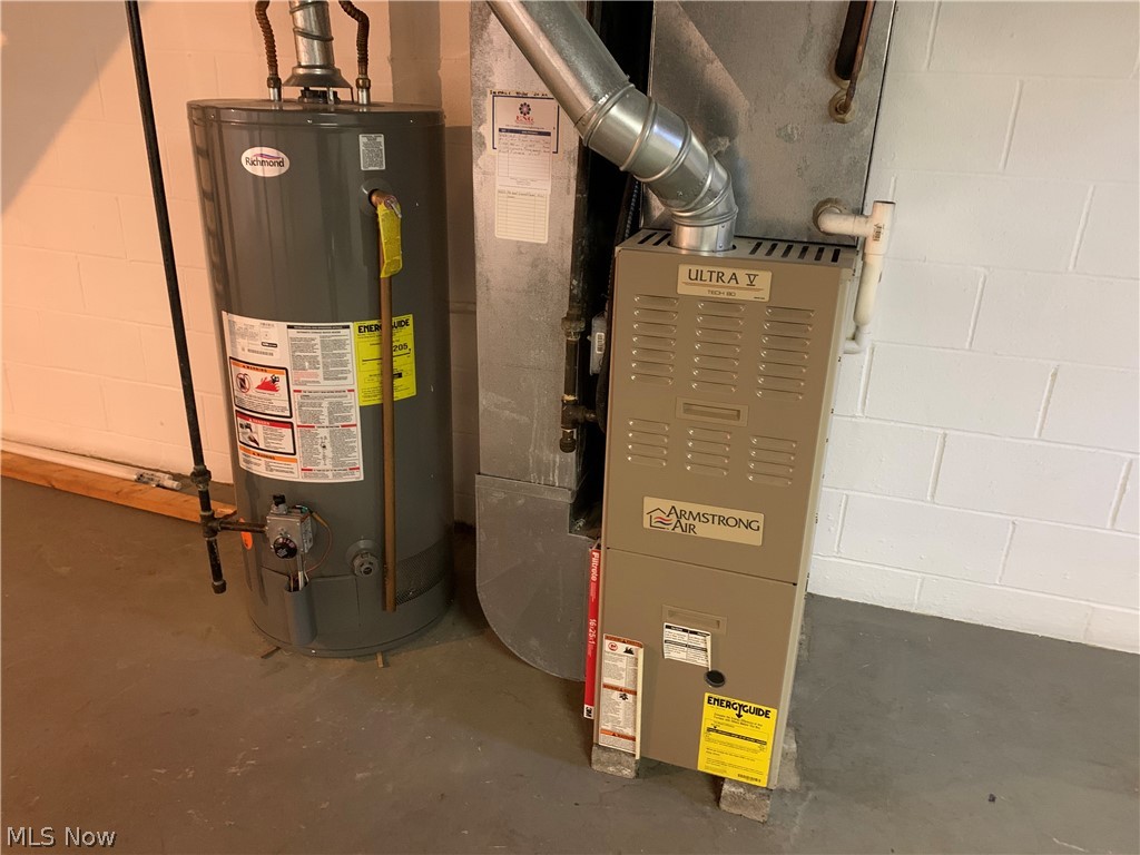 Monroe Manor Condo - Residential