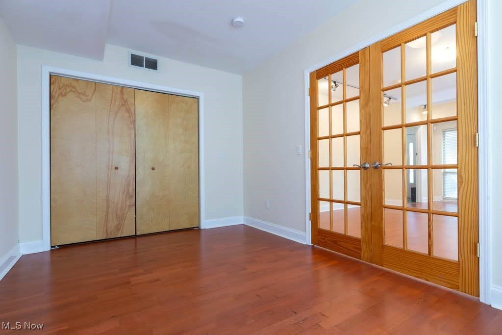 Larchmere Court Condos - Residential