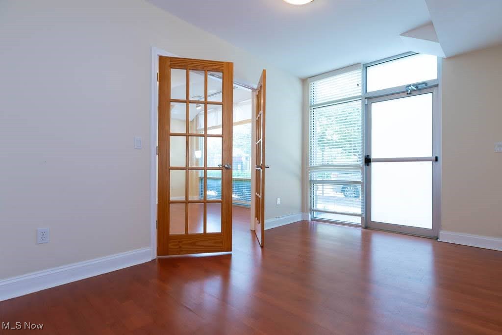 Larchmere Court Condos - Residential