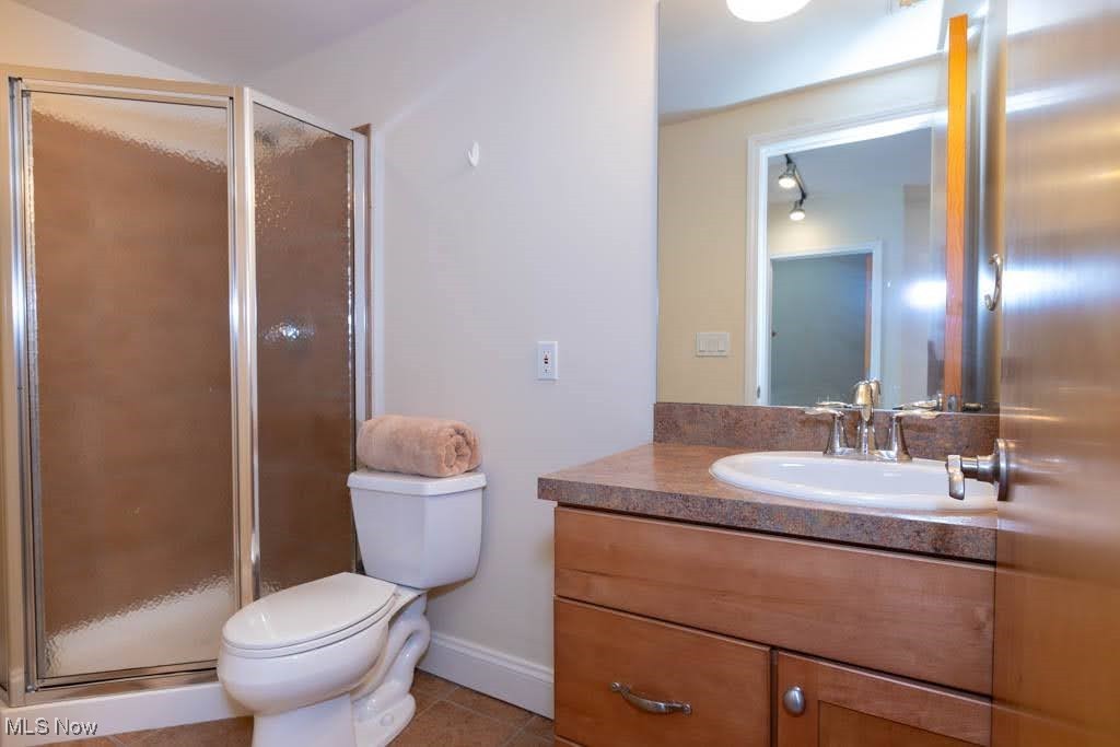 Larchmere Court Condos - Residential