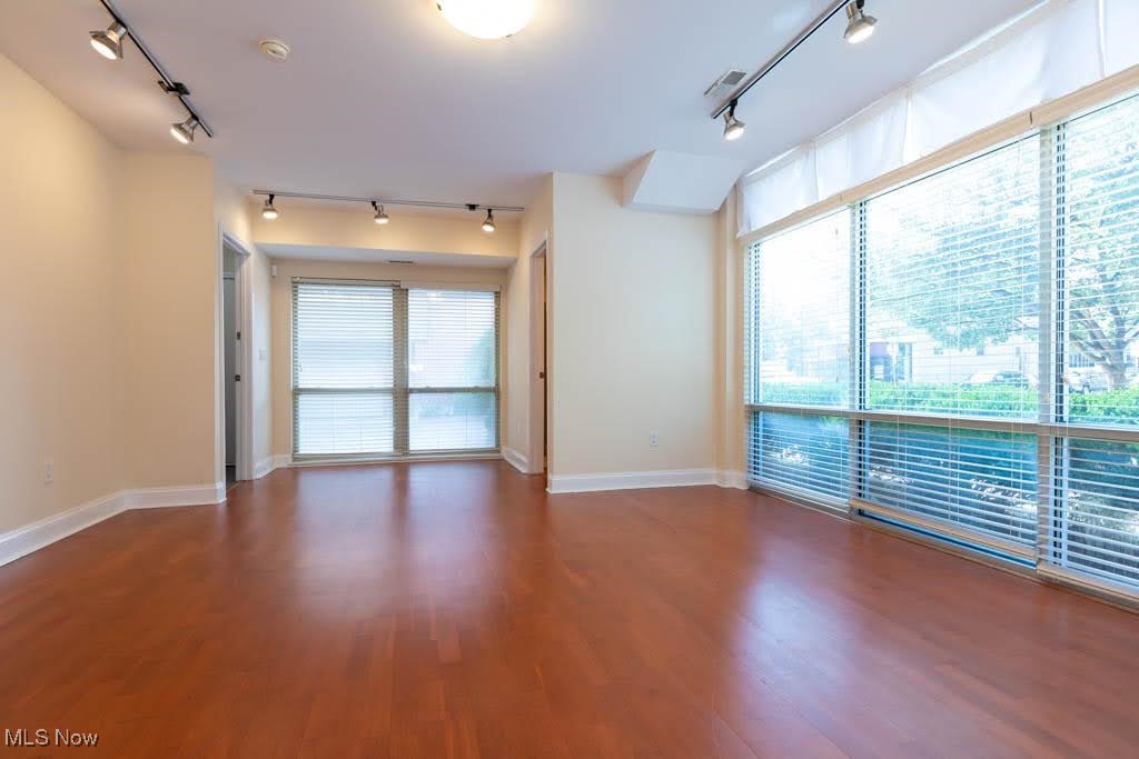 Larchmere Court Condos - Residential